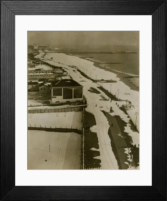 Framed Print : Coney Island USA, snow storm, 1 January 1932 Framed Print : Coney Island USA, snow storm, 1 January 1932