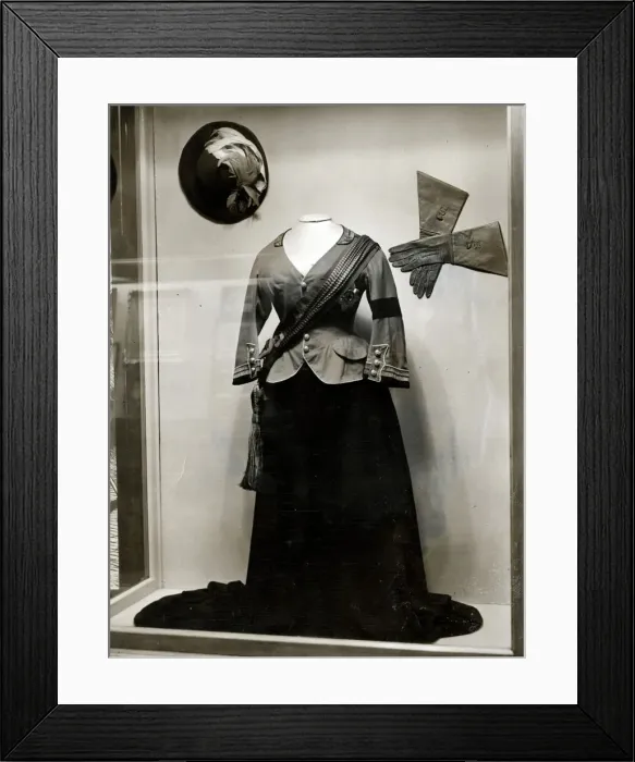 Framed Print : Queen Victorias uniform, 1st VC Presentation Parade Framed Print : Queen Victorias uniform, 1st VC Presentation Parade