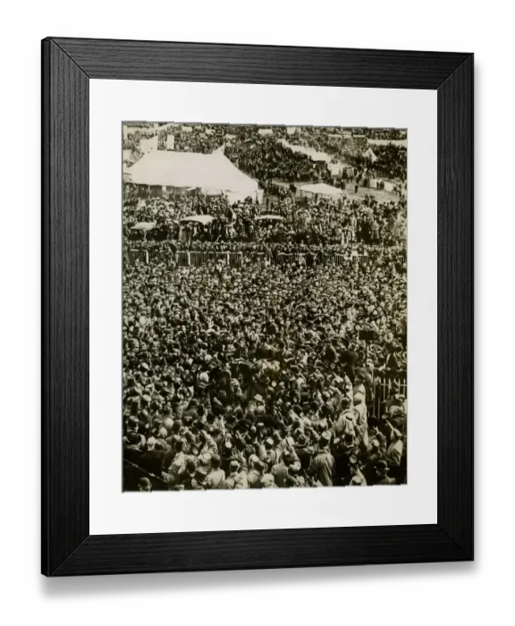 Framed Print : King Edward VII leading Minoru, winner of the Epsom Derby Framed Print : King Edward VII leading Minoru, winner of the Epsom Derby
