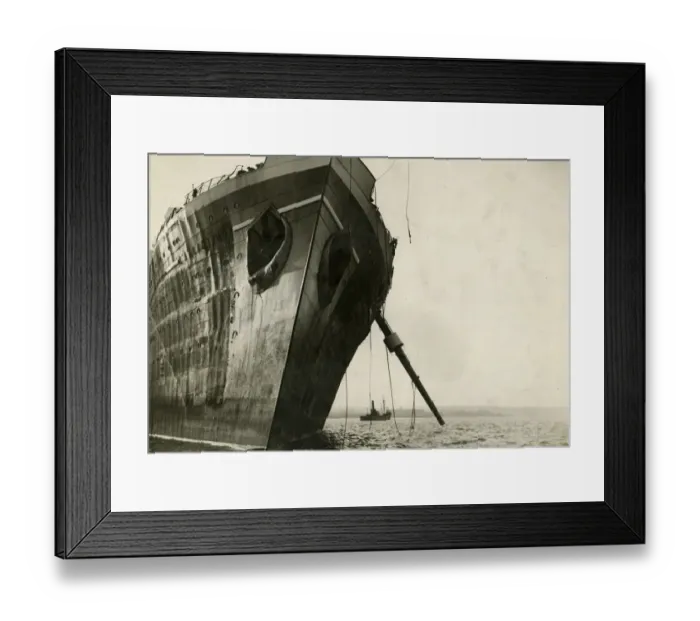 Framed Print : L Atlantique, French luxury liner, Cherbourg, France Framed Print : L Atlantique, French luxury liner, Cherbourg, France