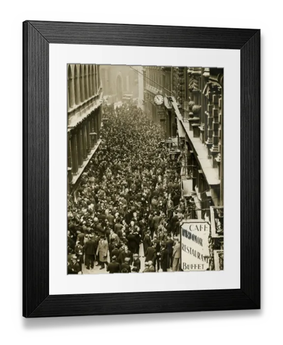 Framed Print : Britain leaves Gold Standard, Throgmorton Street, London Framed Print : Britain leaves Gold Standard, Throgmorton Street, London