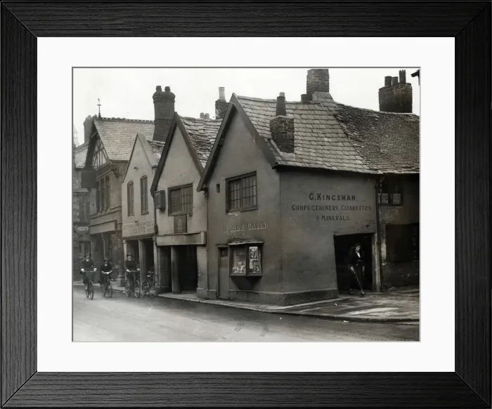 Framed Print : Old Blue Bell Inn, Chester Framed Print : Old Blue Bell Inn, Chester