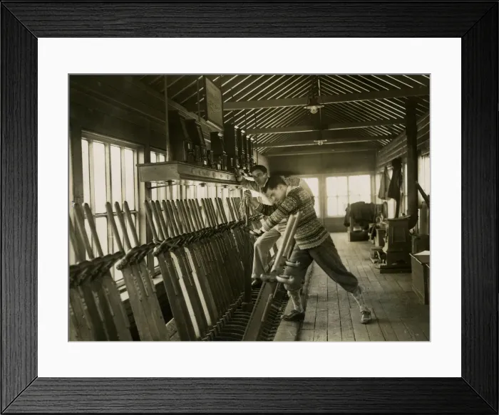 Framed Print : General Strike - Varsity undergraduate volunteers Framed Print : General Strike - Varsity undergraduate volunteers