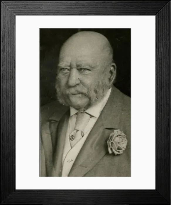 Framed Print : Prince George, Duke of Cambridge Framed Print : Prince George, Duke of Cambridge