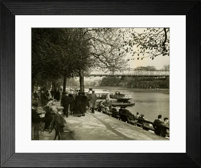 Framed Print : River Dee and towpath, Chester Framed Print : River Dee and towpath, Chester