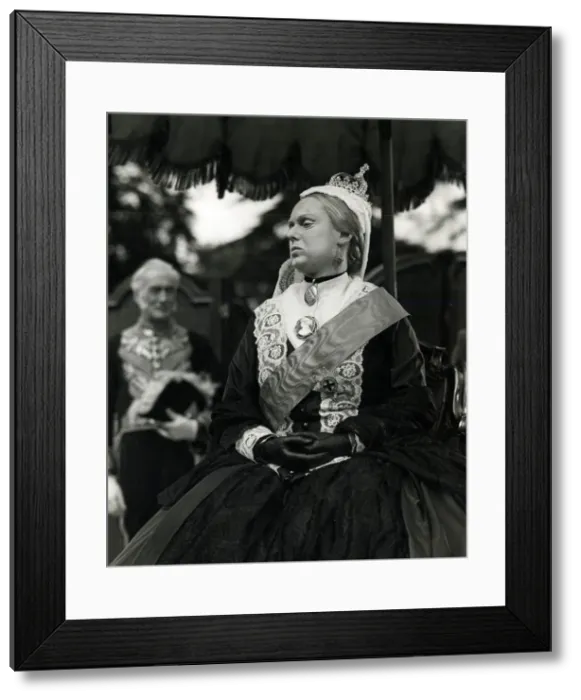 Framed Print : Anna Neagle in the film Victoria the Great Framed Print : Anna Neagle in the film Victoria the Great