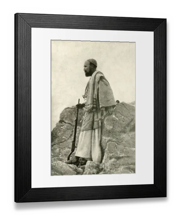 Framed Print : Afridi man, living between India and Afghanistan Framed Print : Afridi man, living between India and Afghanistan