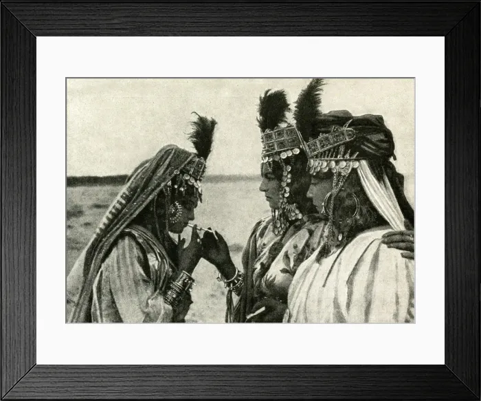 Framed Print : Three women of Algeria, North Africa Framed Print : Three women of Algeria, North Africa