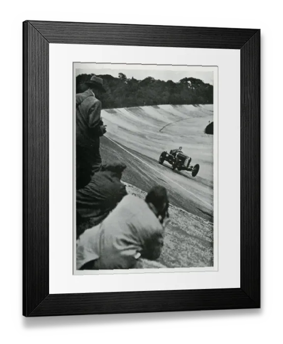 Framed Print : Whitney Straight attempting Brooklands lap record Framed Print : Whitney Straight attempting Brooklands lap record