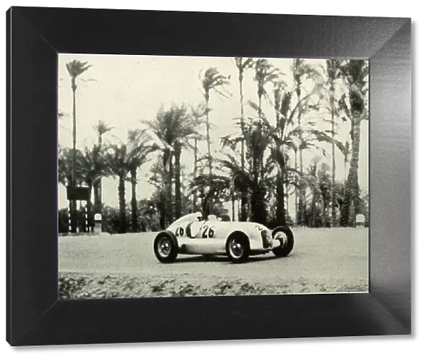 Rudolf Caracciola on Mellaha circuit, Tripoli Grand Prix