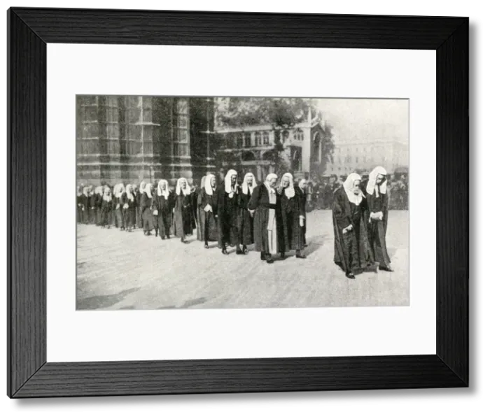 Framed Print : Judges processing from Westminster Abbey, London Framed Print : Judges processing from Westminster Abbey, London