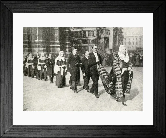 Framed Print : Judges processing from Westminster Abbey, London Framed Print : Judges processing from Westminster Abbey, London