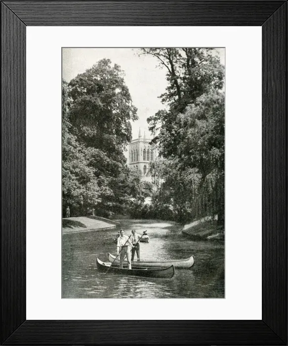 Framed Print : Punting on the river at Cambridge, near St Johns Chapel Framed Print : Punting on the river at Cambridge, near St Johns Chapel