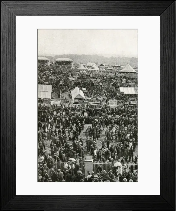 Framed Print : Derby Day at Epsom racecourse, Epsom Downs, Surrey Framed Print : Derby Day at Epsom racecourse, Epsom Downs, Surrey