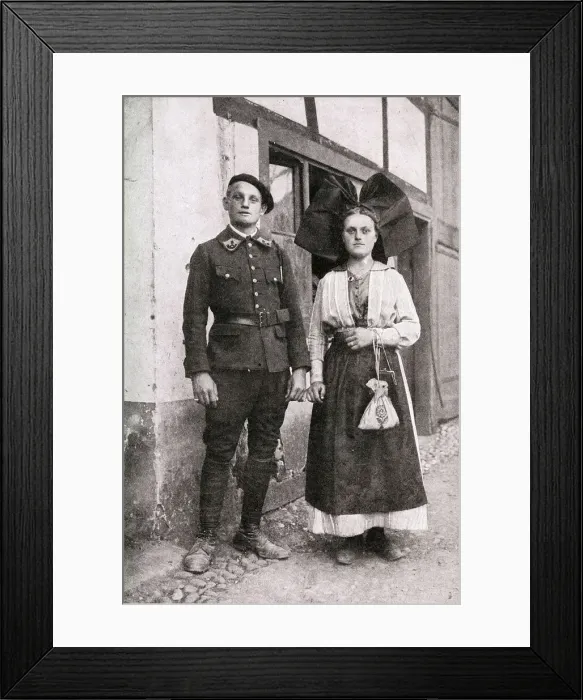 Framed Print : Soldier reunited with his fiancee, Alsace, France Framed Print : Soldier reunited with his fiancee, Alsace, France