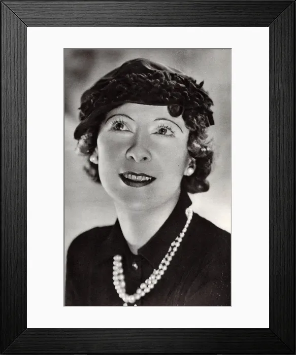 Framed Print : The Duchess of Wellington by Madame Yevonde Framed Print : The Duchess of Wellington by Madame Yevonde