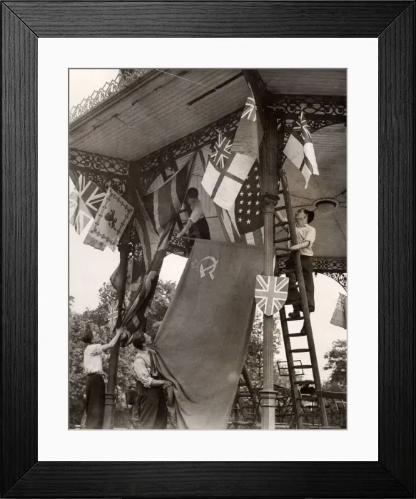 Framed Print : WW2 - Hanging Flags - Anglo-Soviet Far in Battersea Park Framed Print : WW2 - Hanging Flags - Anglo-Soviet Far in Battersea Park