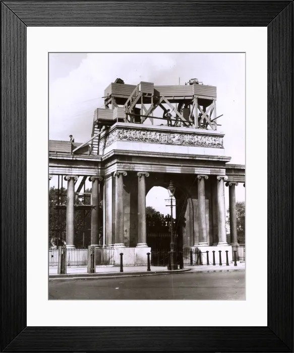 Framed Print : WW1 - Hyde Park Corner - converted to mount searchlights Framed Print : WW1 - Hyde Park Corner - converted to mount searchlights
