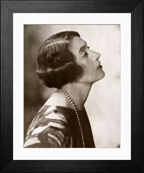 Framed Print : Mrs Benedict Birkbeck by Madame Yevonde Framed Print : Mrs Benedict Birkbeck by Madame Yevonde