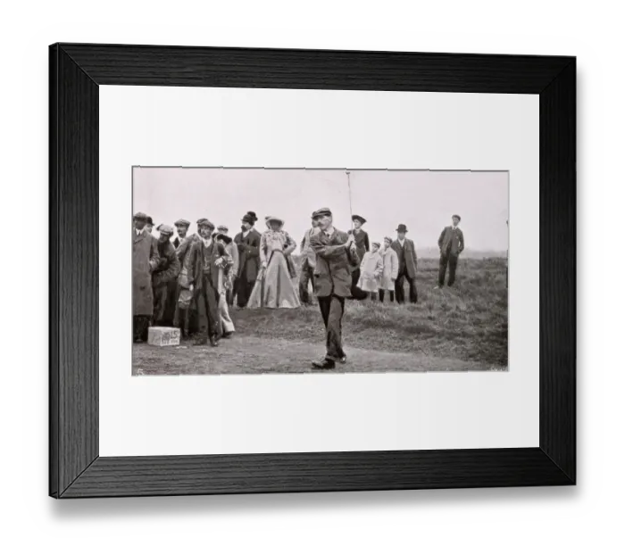 Framed Print : The Professional Golf Tournament at Walton Heath Framed Print : The Professional Golf Tournament at Walton Heath