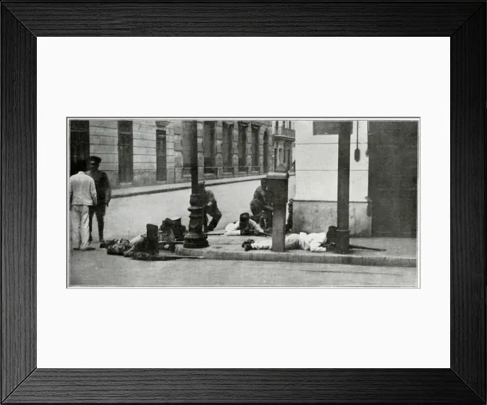 Framed Print : Streetfighting in Veracruz Framed Print : Streetfighting in Veracruz