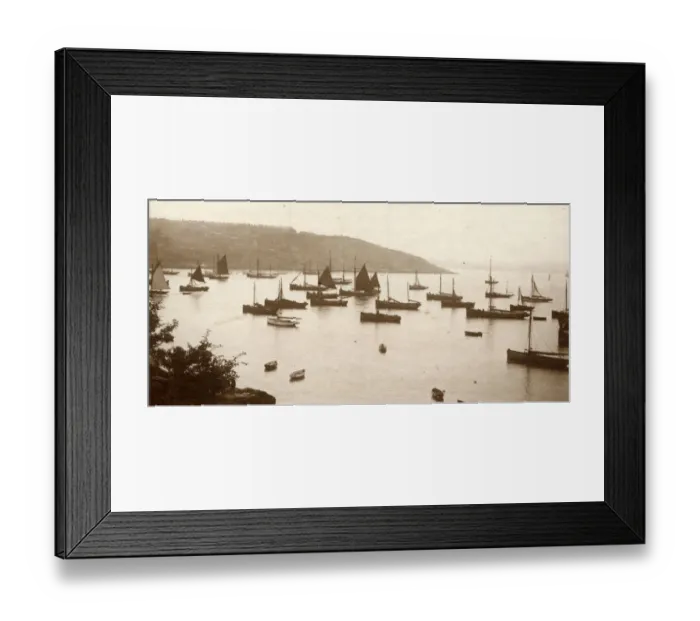 Framed Print : Boats in the shallows at Torquay, Devon Framed Print : Boats in the shallows at Torquay, Devon