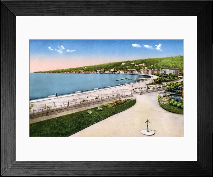 Framed Print : Via Caracciolo, a coastal road in Naples, Italy