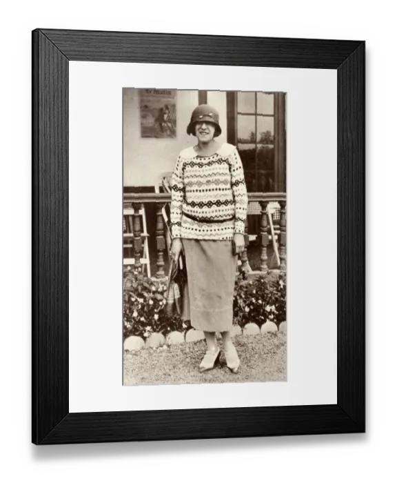 Framed Print : Suzanne Lenglen at Biarritz Framed Print : Suzanne Lenglen at Biarritz