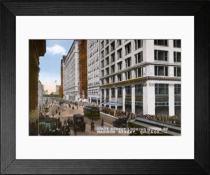 Framed Print : View of State Street, Chicago, Illinois, USA Framed Print : View of State Street, Chicago, Illinois, USA