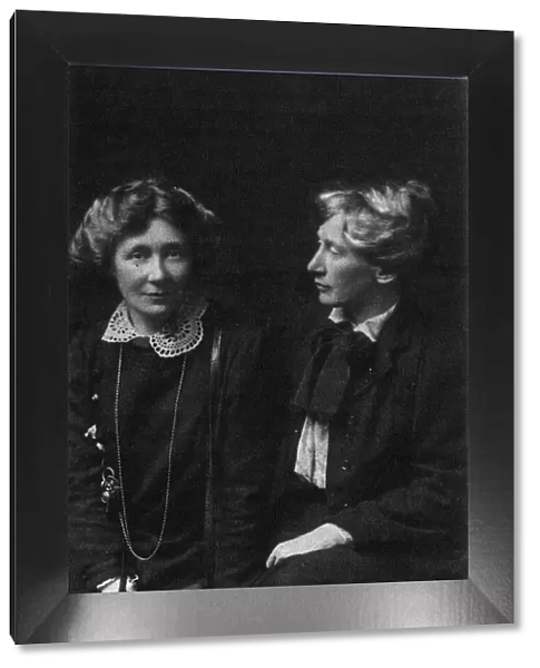 Cicely Hamilton and Edith Craig, suffragettes
