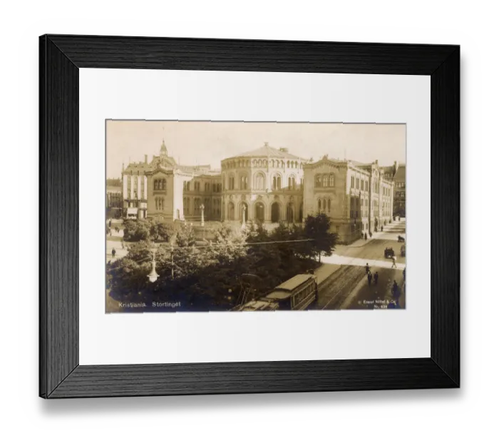 Framed Print : Parliament building in Oslo, Norway Framed Print : Parliament building in Oslo, Norway