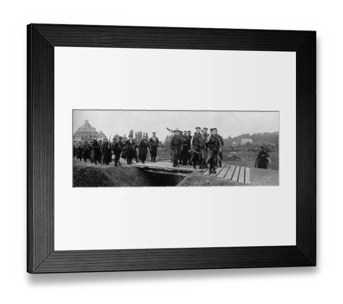 Framed Print : British naval division troops defending Antwerp - 1914 Framed Print : British naval division troops defending Antwerp - 1914