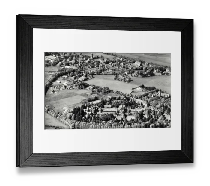 Framed Print : Orphan Homes of Scotland, Bridge of Weir, Renfrewshire Framed Print : Orphan Homes of Scotland, Bridge of Weir, Renfrewshire