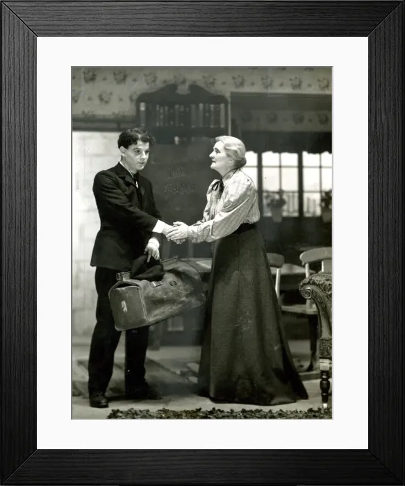 Framed Print : Sybil Thorndike and Emlyn Williams on stage Framed Print : Sybil Thorndike and Emlyn Williams on stage