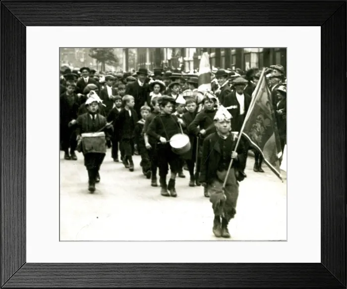 Framed Print : Calling out the reserves, boys parade in Whitehall, WW1 Framed Print : Calling out the reserves, boys parade in Whitehall, WW1