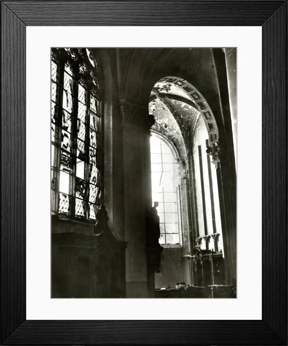Framed Print : Malines Cathedral damaged by German shell, WW1 Framed Print : Malines Cathedral damaged by German shell, WW1