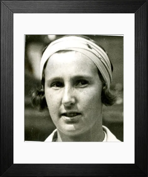 Framed Print : Dorothy Round, British tennis player Framed Print : Dorothy Round, British tennis player
