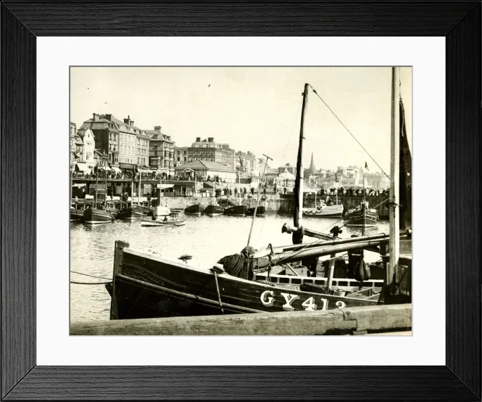 Framed Print : View of Great Yarmouth, Norfolk Framed Print : View of Great Yarmouth, Norfolk