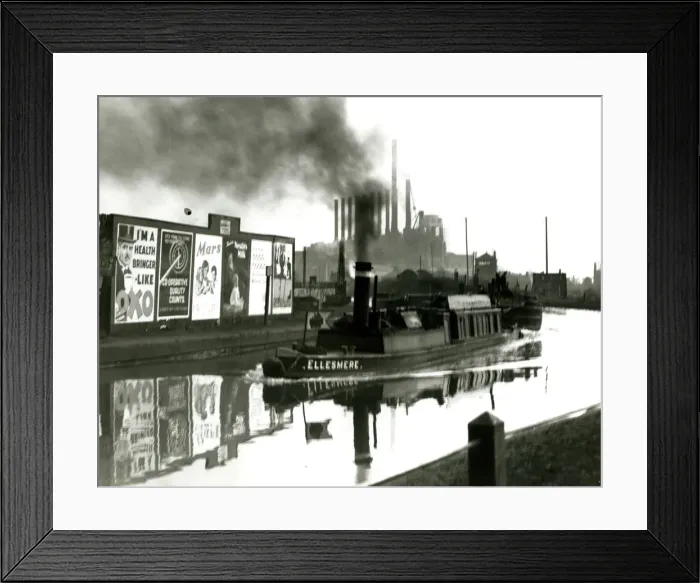 Framed Print : Ellesmere Canal, linking the Mersey and the Severn rivers Framed Print : Ellesmere Canal, linking the Mersey and the Severn rivers