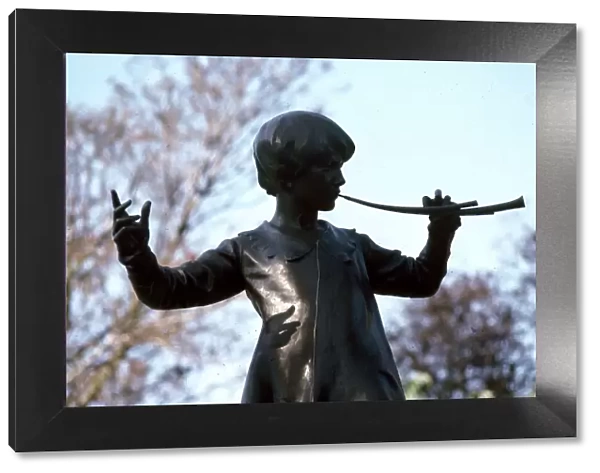 Statue of Peter Pan (detail) - Kensington Gardens