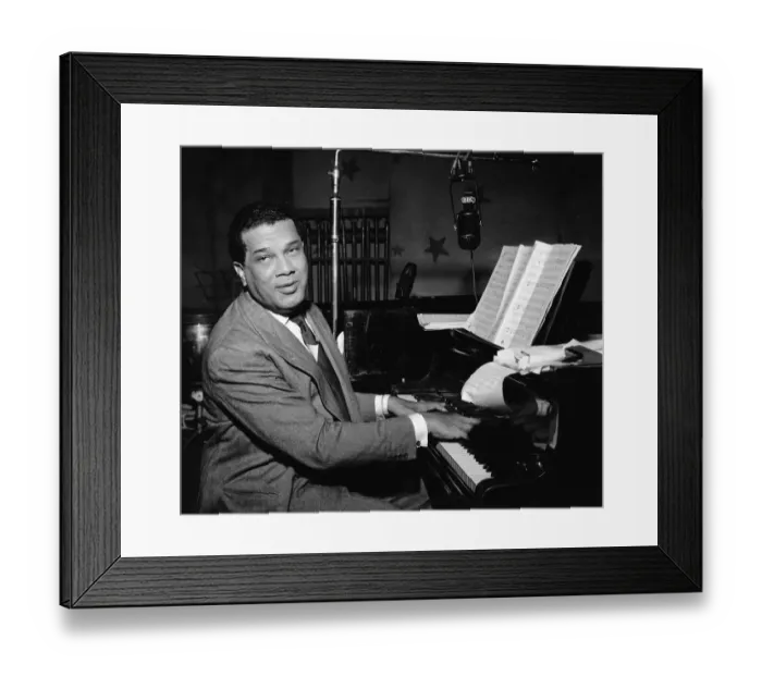 Framed Print : Hutch. Leslie A. Hutchinson (1900-1969) known as Hutch was a Grenada-born singer Framed Print : Hutch. Leslie A. Hutchinson (1900-1969) known as Hutch was a Grenada-born singer