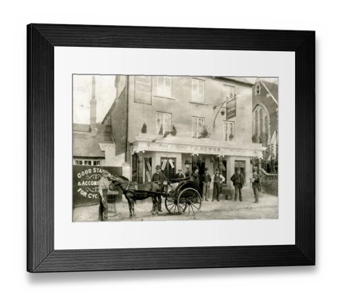 Framed Print : Surrey Arms pub, East Street, Farnham, Surrey Framed Print : Surrey Arms pub, East Street, Farnham, Surrey