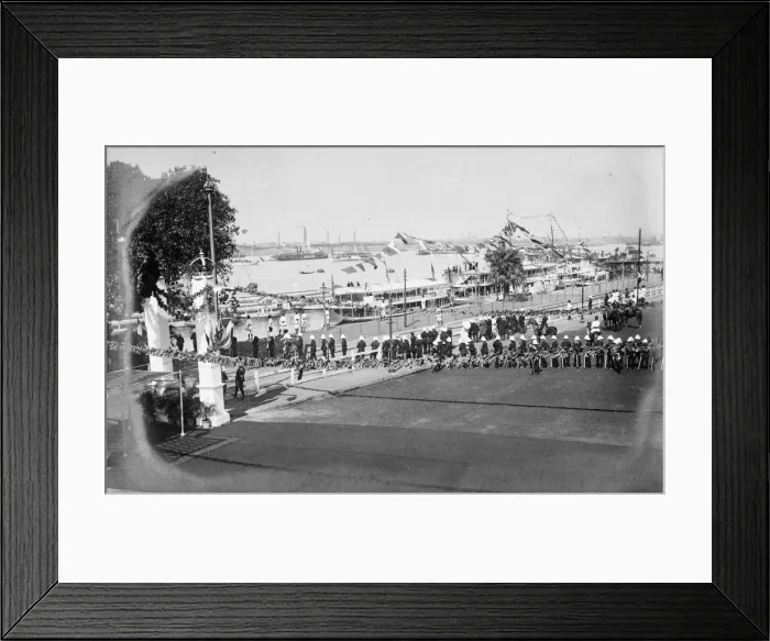 Framed Print : Soldiers at Coronation Durbar, Delhi, India Framed Print : Soldiers at Coronation Durbar, Delhi, India