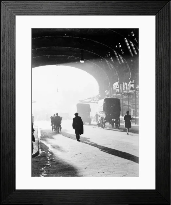 Framed Print : Grand Avenue, Smithfield Market, City of London Framed Print : Grand Avenue, Smithfield Market, City of London