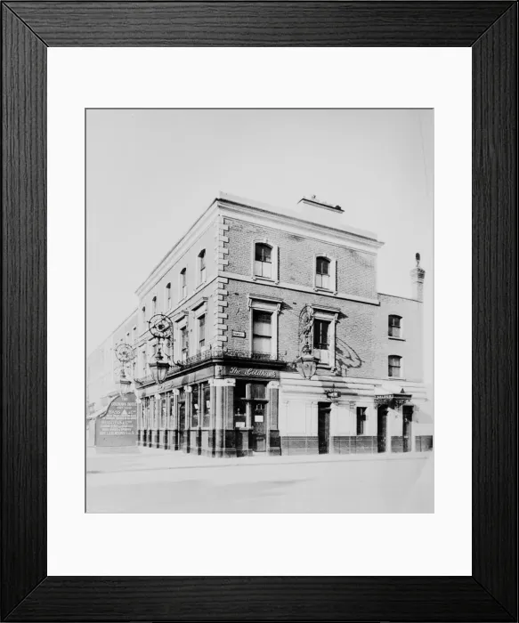 Framed Print : Goldhawk Road, Shepherds Bush, West London Framed Print : Goldhawk Road, Shepherds Bush, West London