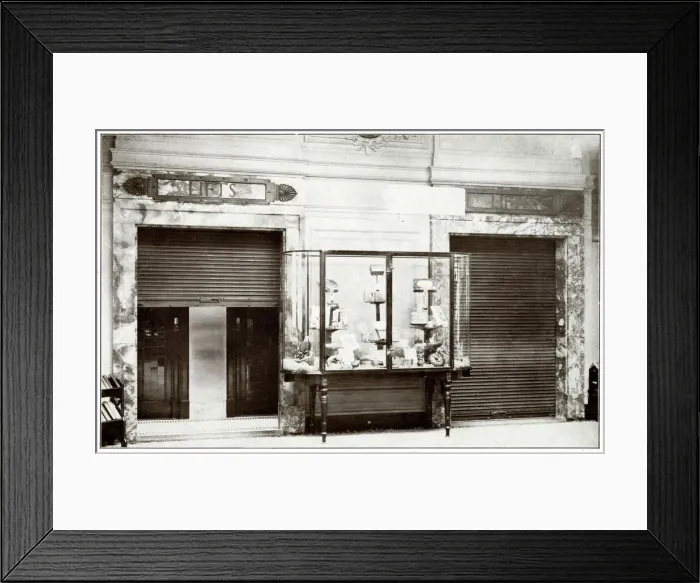 Framed Print : Kinnear Shutters, Dickins & Jones, London Framed Print : Kinnear Shutters, Dickins & Jones, London