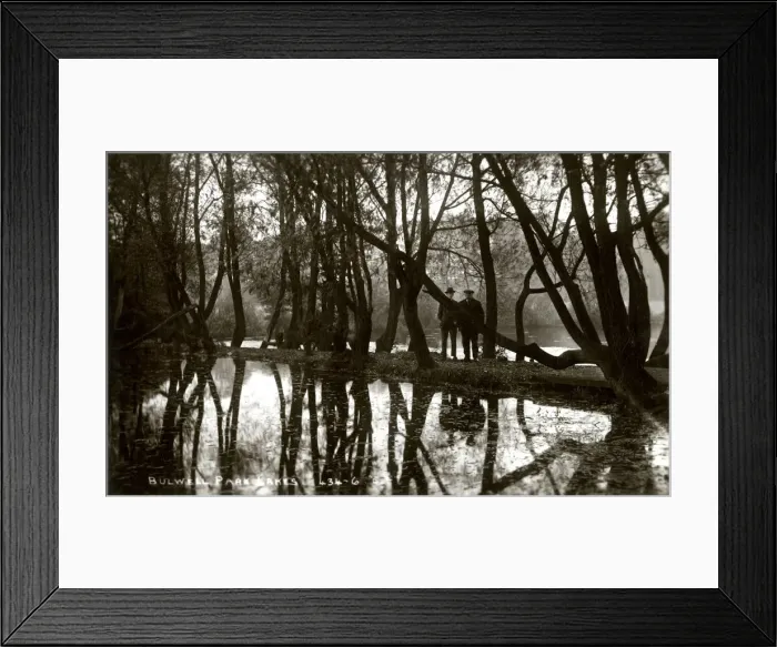 Framed Print : Bulwell Park Lakes, Nottingham Framed Print : Bulwell Park Lakes, Nottingham