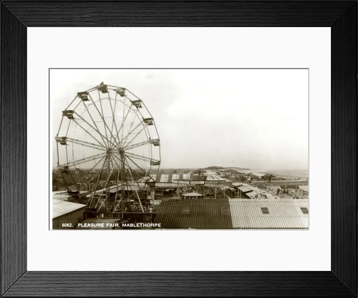 Framed Print : Pleasure Fair, Mablethorpe, Lincolnshire Framed Print : Pleasure Fair, Mablethorpe, Lincolnshire