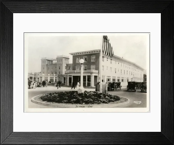 Framed Print : View of Broadway, Seaside, Oregon, USA Framed Print : View of Broadway, Seaside, Oregon, USA