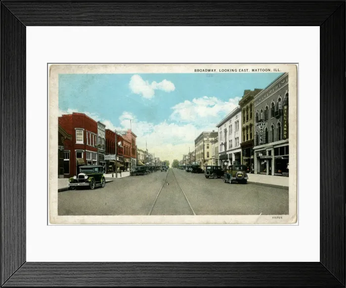 Framed Print : View of Broadway, Mattoon, Illinois, USA Framed Print : View of Broadway, Mattoon, Illinois, USA